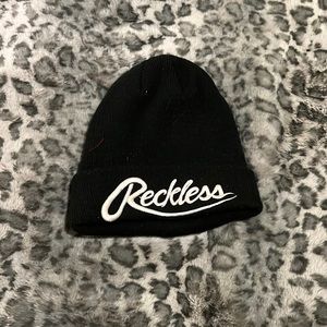 RECKLESS BEANIE